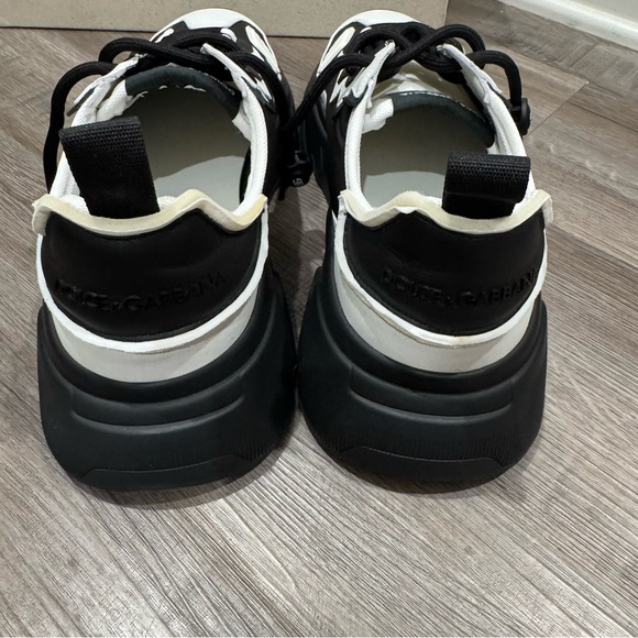 Dolce & Gabbana Bassa Logo DG Black White Sneakers - Picture 9 of 15